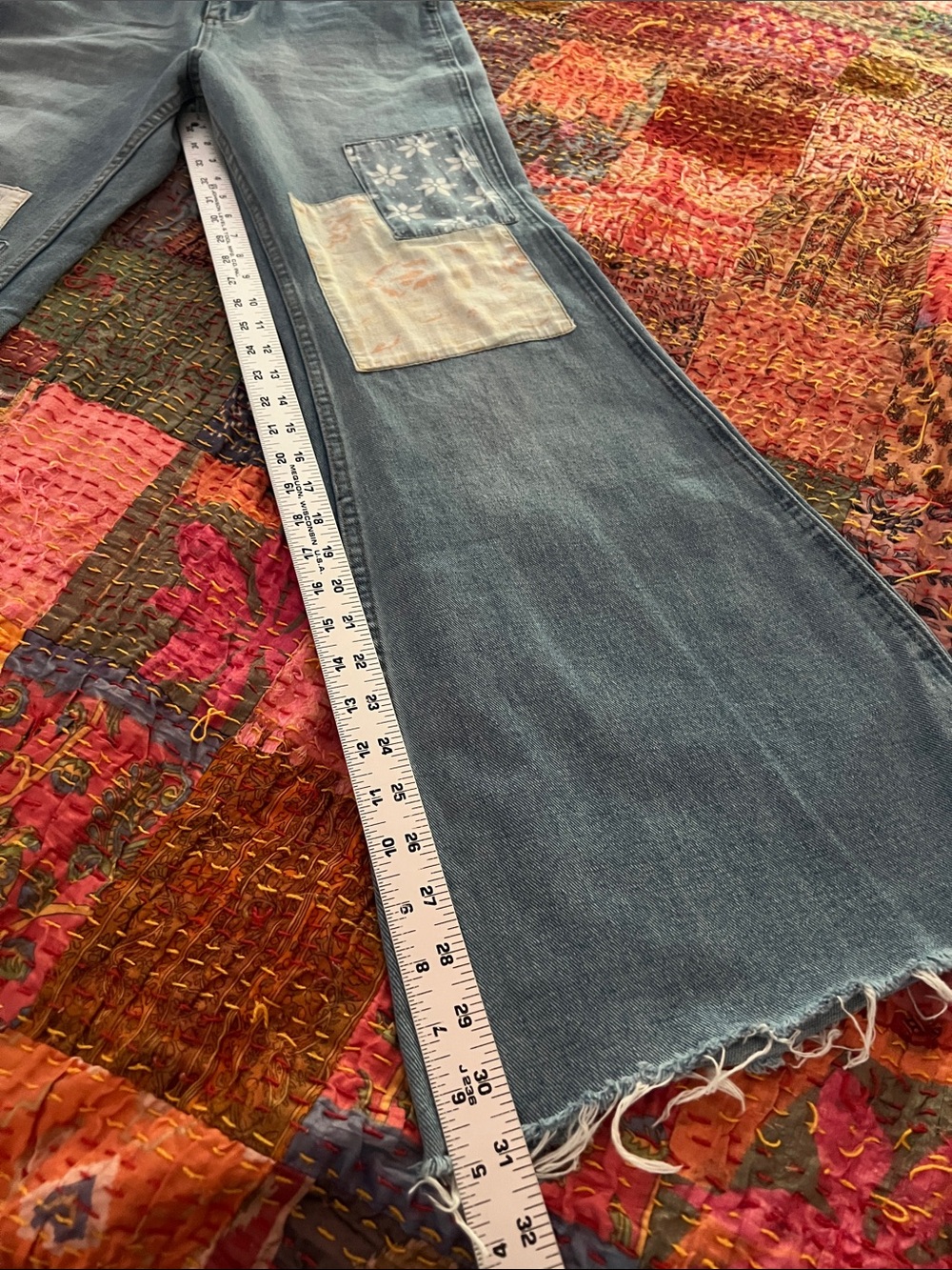 Wrangler women’s flared patchwork Jeans in Washed Blue - Picture 6 of 16